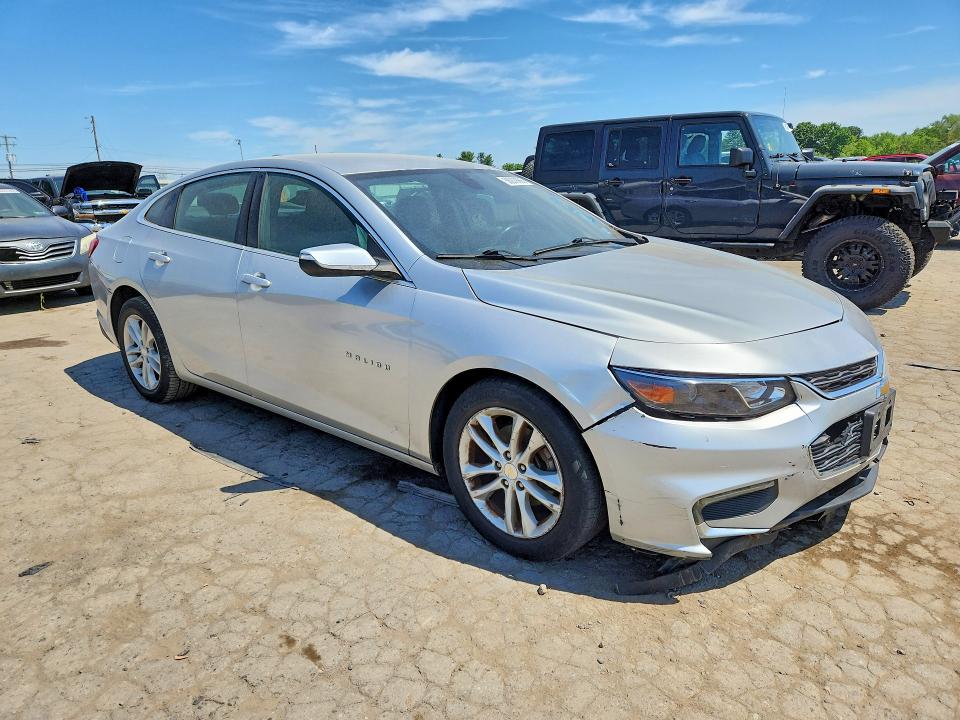 1G1ZD5ST9JF125120
