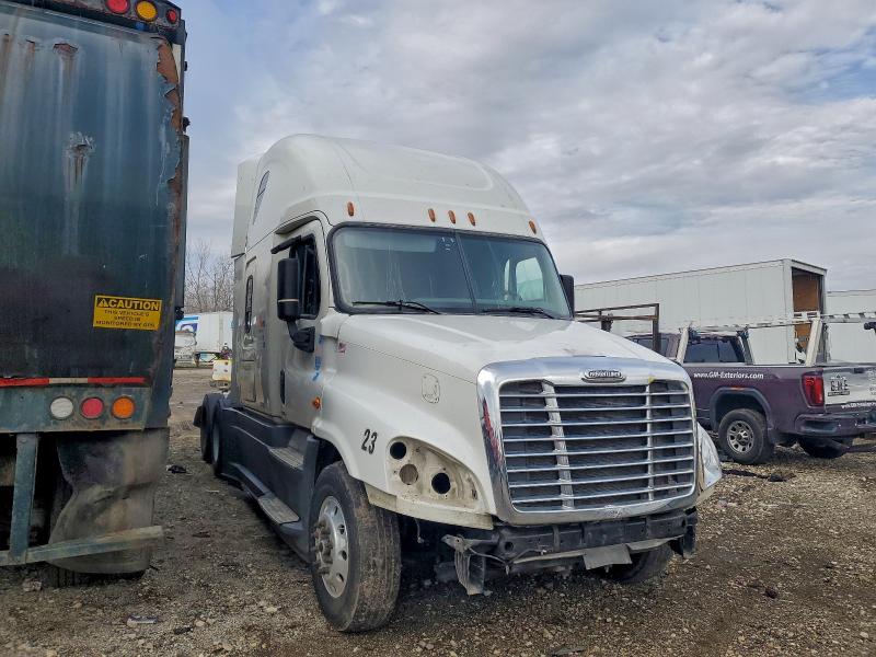 2016 FREIGHTLINER CASCADIA 1 — VIN 1FUJGLDR1GLHE3681