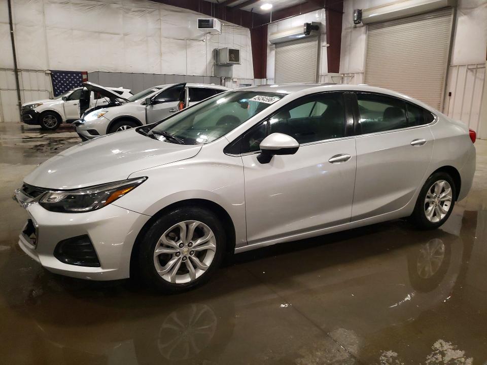 2019 CHEVROLET CRUZE — VIN 1G1BE5SMXK7143371