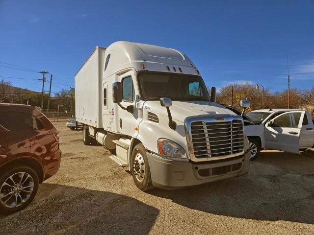 2014 FREIGHTLINER CASCADIA 1 — VIN 3ALAGGDV0ESFS0831