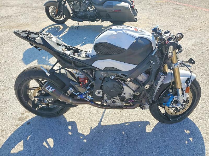 2024 BMW S 1000 — VIN WB10E630XR6K08572