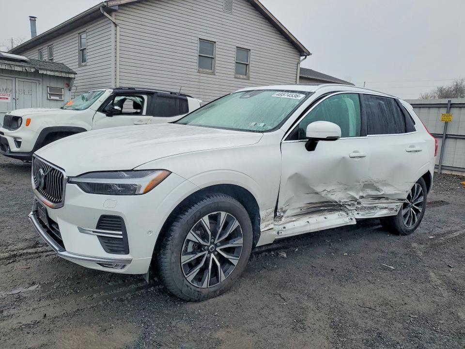 2023 VOLVO XC60 — VIN YV4L12RN4P1336210