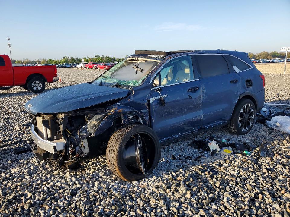 2025 KIA SORENTO — VIN 5XYRHDJF8SG367560