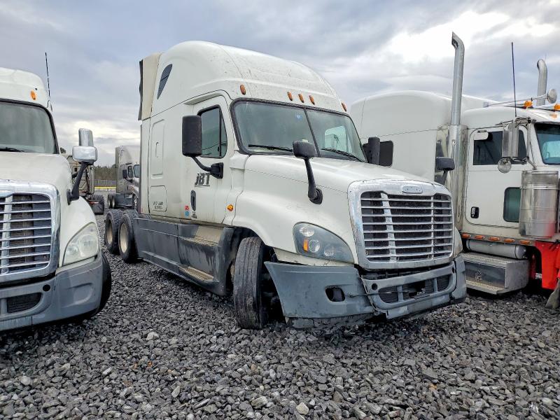 2017 FREIGHTLINER CASCADIA 1 — VIN 3AKJGLDRXHSHK2645