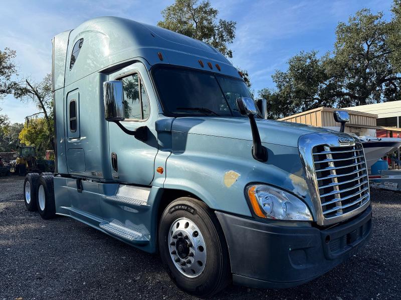 2016 FREIGHTLINER CASCADIA 1 — VIN 3AKJGLD59GSGU1003