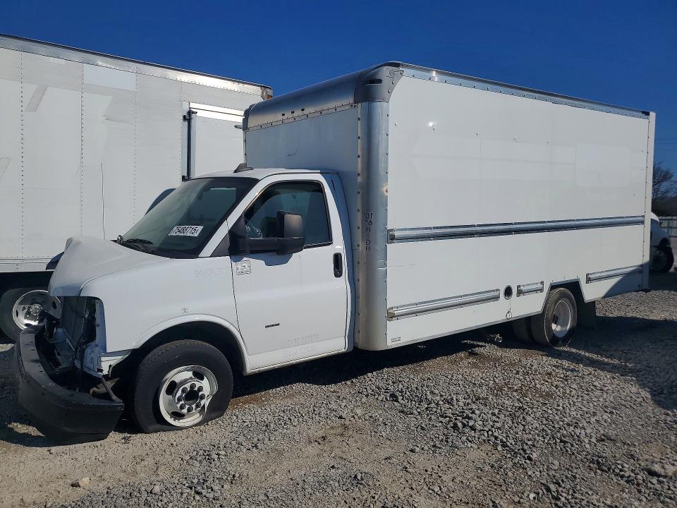 2022 GMC SAVANA CUT — VIN 7GZ37TC72NN006480
