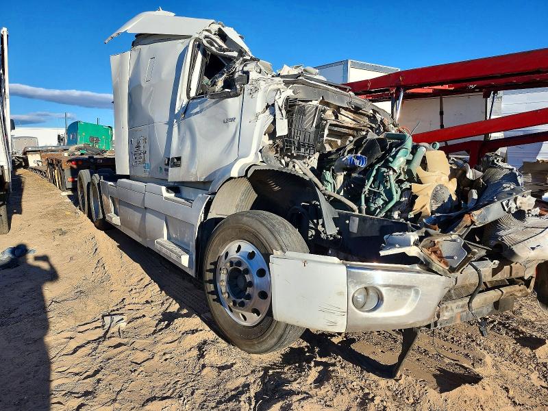 2020 VOLVO VNR — VIN 4V4WC9EJXLN261493