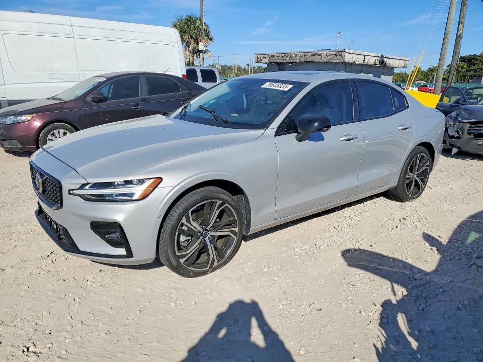 2024 VOLVO S60 — VIN 7JRL12TL5RG312526