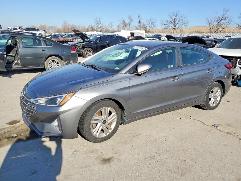2019 HYUNDAI ELANTRA — VIN 5NPD84LF1KH453342