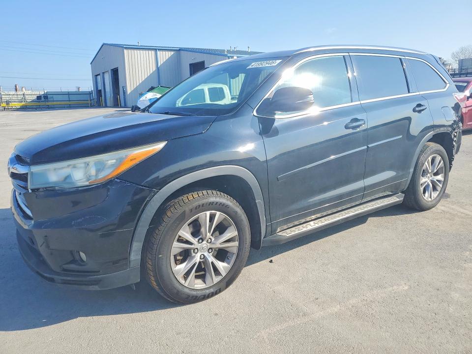 2015 TOYOTA HIGHLANDER — VIN 5TDJKRFHXFS120300