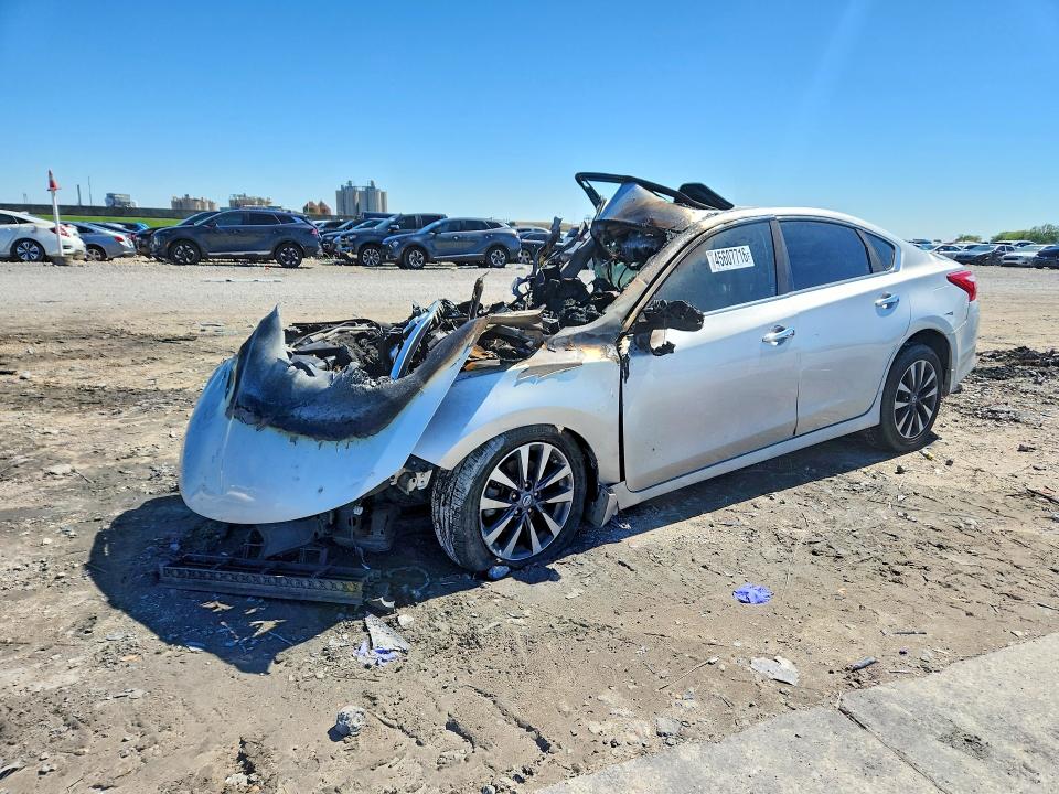 2016 NISSAN ALTIMA — VIN 1N4AL3AP9GC176519