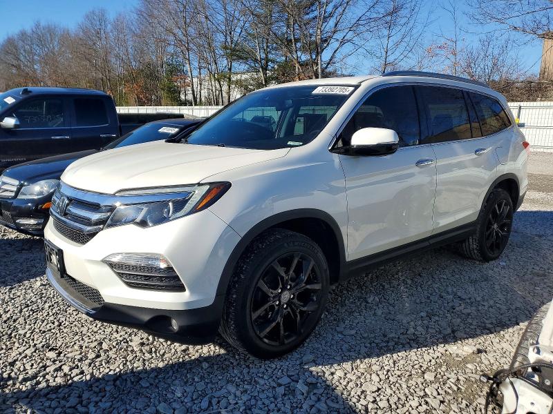 2017 HONDA PILOT — VIN 5FNYF6H91HB060664
