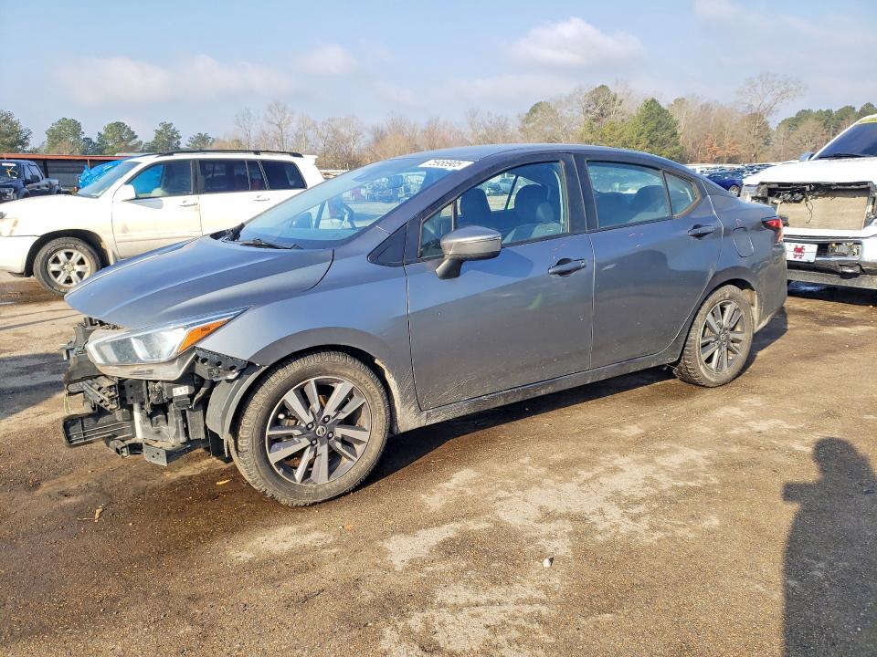 2020 NISSAN VERSA SV — VIN 3N1CN8EV6LL827402