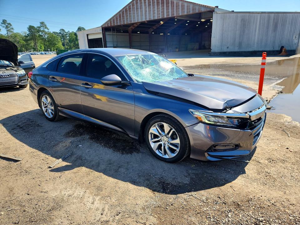 1HGCV1F19KA054772