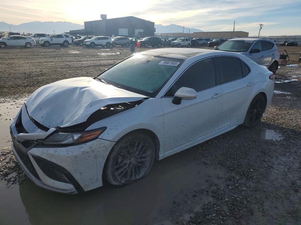 2022 TOYOTA CAMRY — VIN 4T1KZ1AK3NU069779