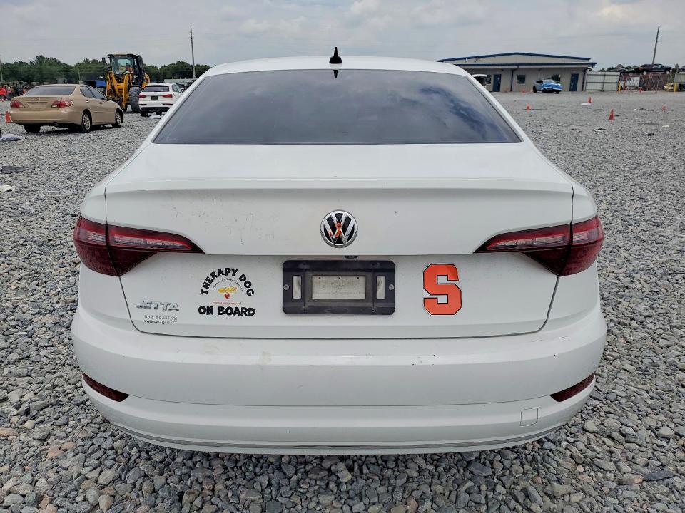 3VWCB7BU4LM075668