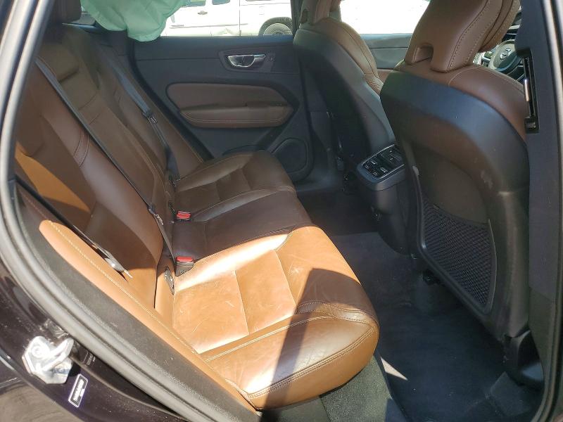 YV4102RL8M1831207