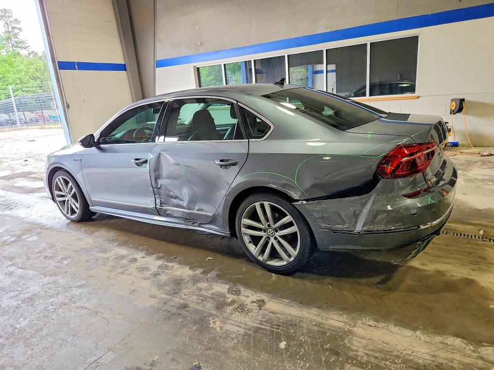 1VWDT7A38HC031210