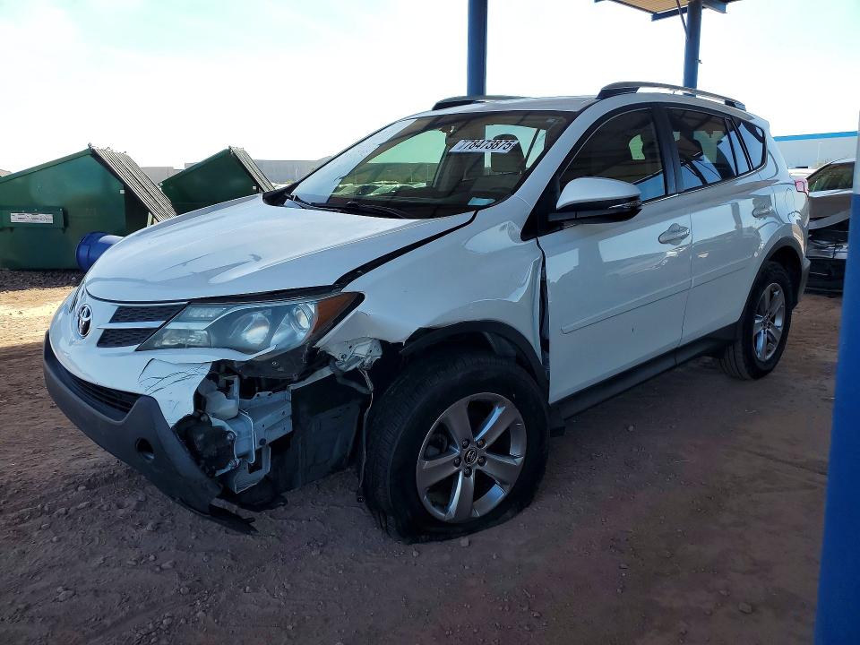 2015 TOYOTA RAV4 — VIN JTMWFREV5FJ049361