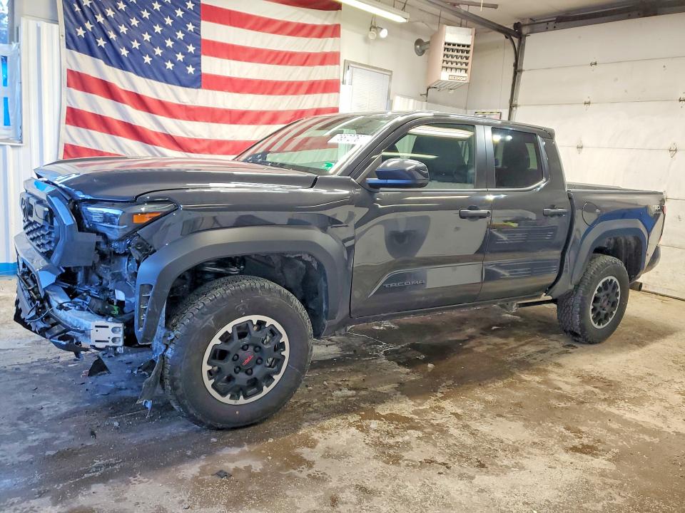 2026 TOYOTA TACOMA — VIN 3TMLB5JN1TM209568
