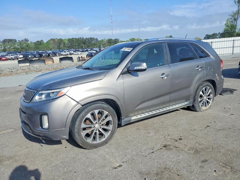 2015 KIA SORENTO — VIN 5XYKW4A72FG563984