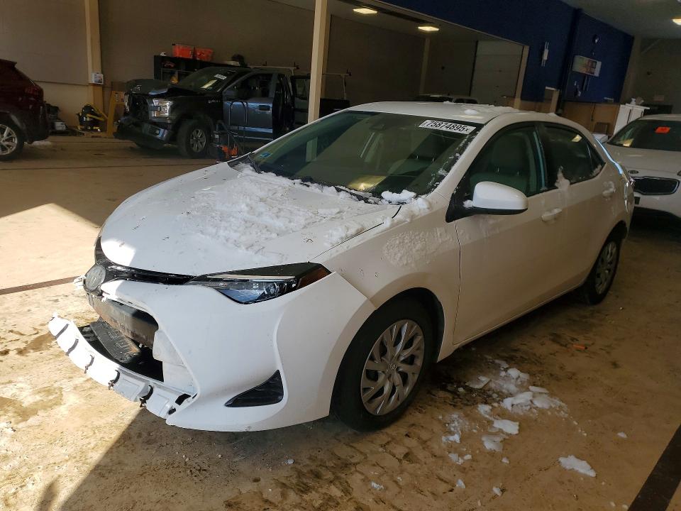 2018 TOYOTA COROLLA — VIN 2T1BURHEXJC075250