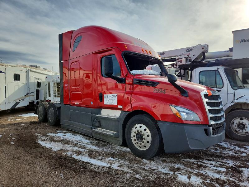 2022 FREIGHTLINER CASCADIA — VIN 1FUJHHDR2NLMX2994