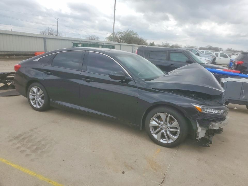 1HGCV1F18KA102195