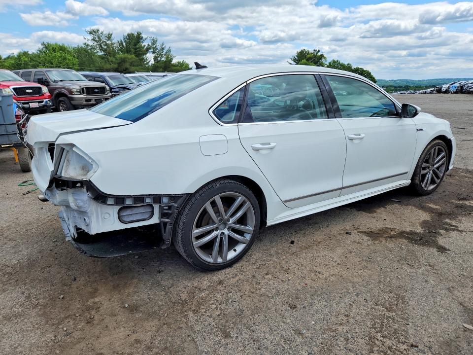 1VWDT7A31HC020307
