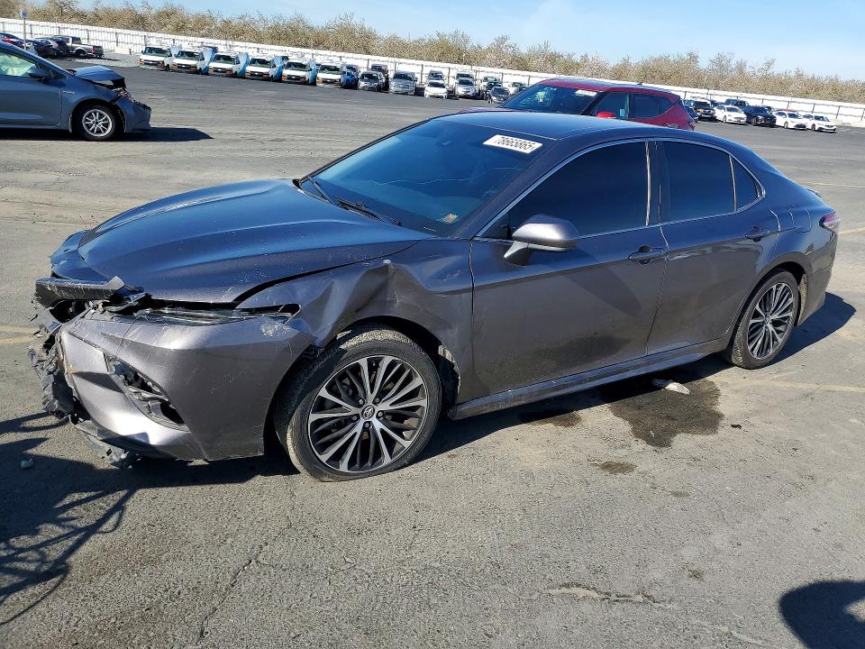 2019 TOYOTA CAMRY — VIN 4T1B11HK2KU209250