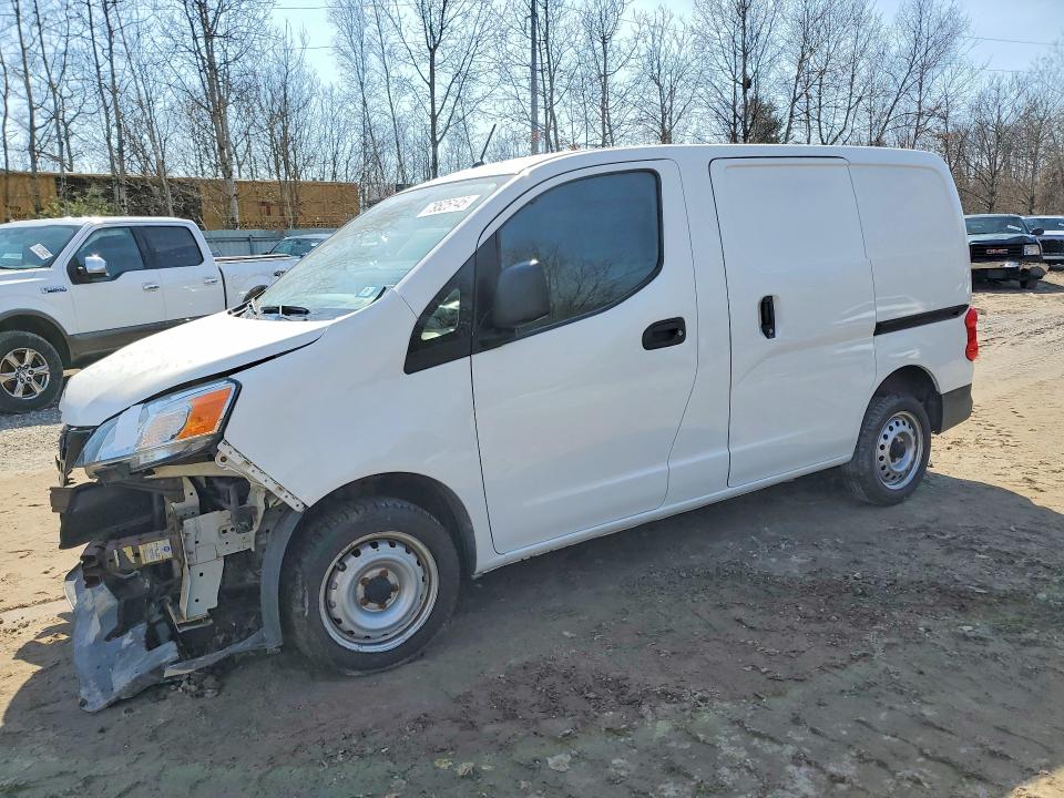 2015 NISSAN NV200 — VIN 3N6CM0KN0FK696271
