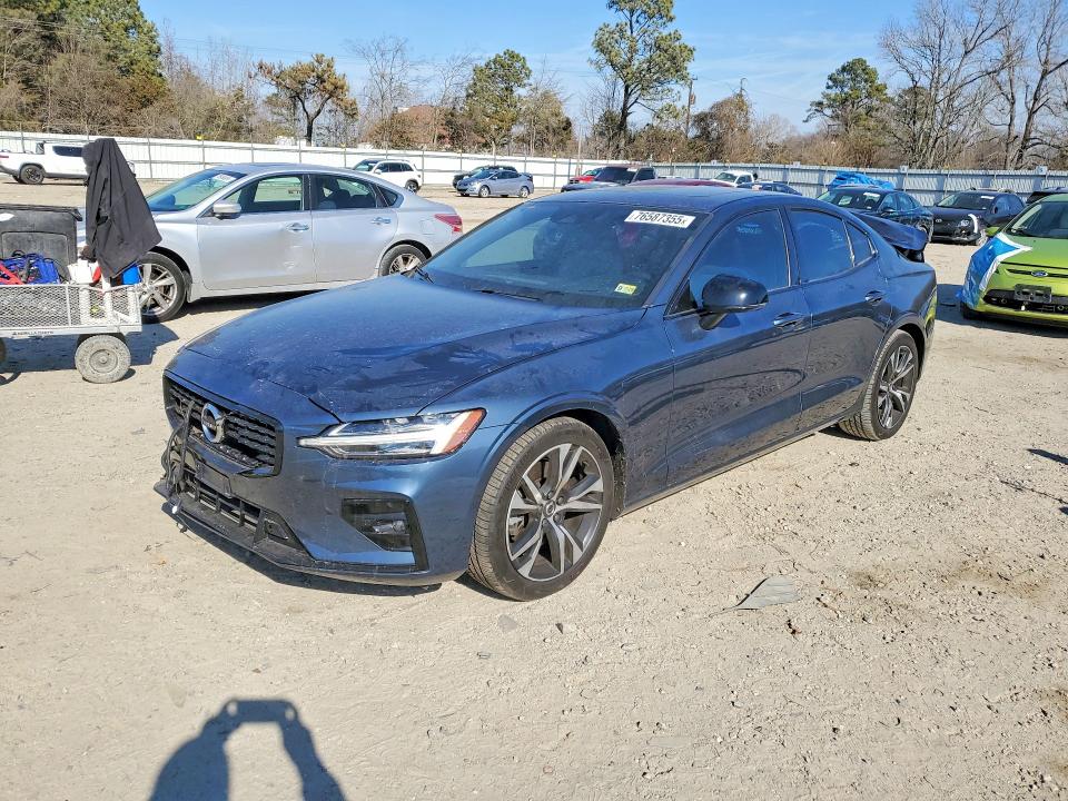2021 VOLVO S60 — VIN 7JR102TM0MG109684