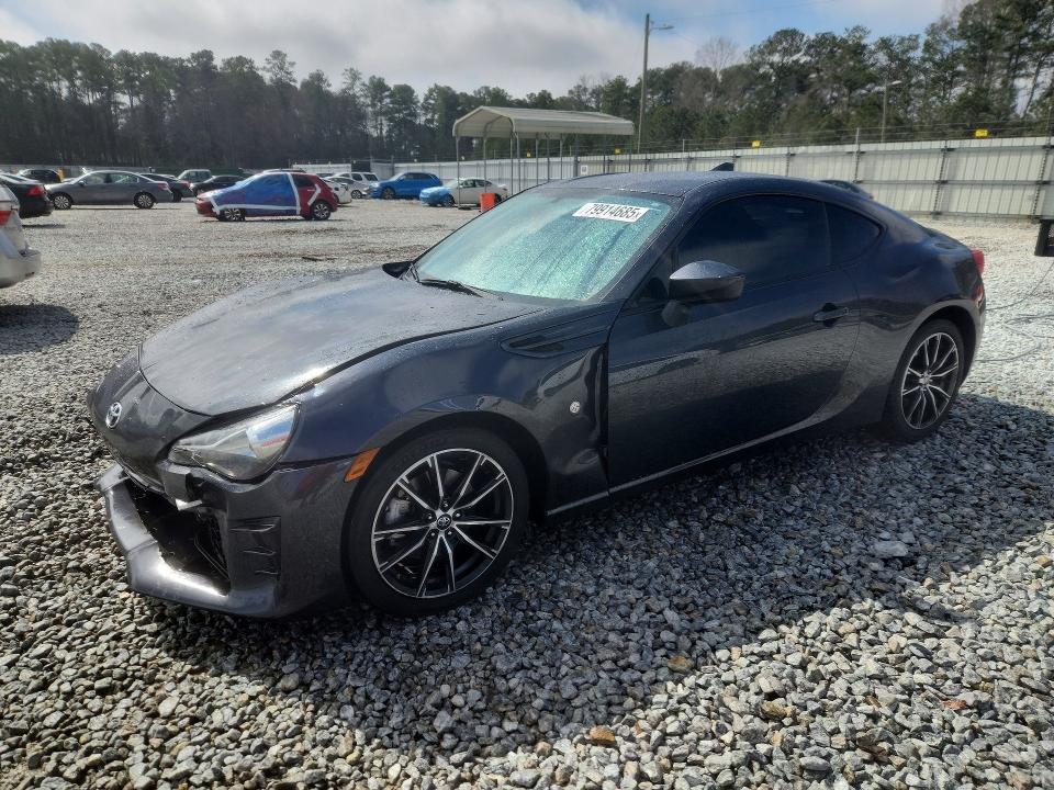 2017 TOYOTA 86 — VIN JF1ZNAA18H8703841