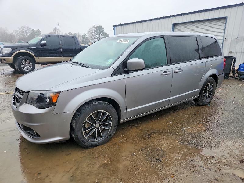 2018 DODGE GRAND CARAVAN — VIN 2C4RDGBG6JR215002