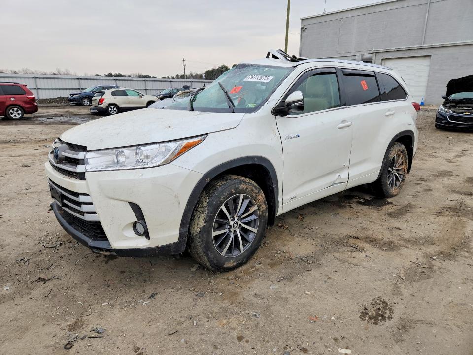2017 TOYOTA HIGHLANDER HYBRID — VIN 5TDJGRFH0HS028326