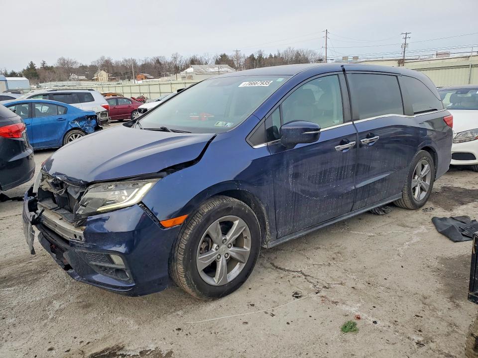 2018 HONDA ODYSSEY — VIN 5FNRL6H73JB059887