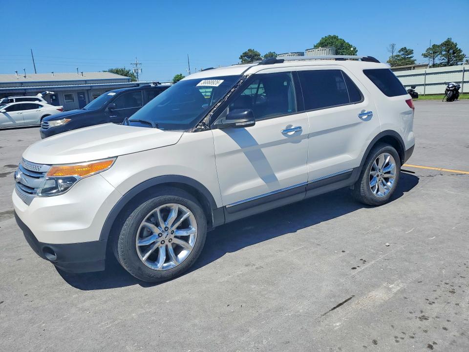 2015 FORD EXPLORER — VIN 1FM5K8D8XFGB24450