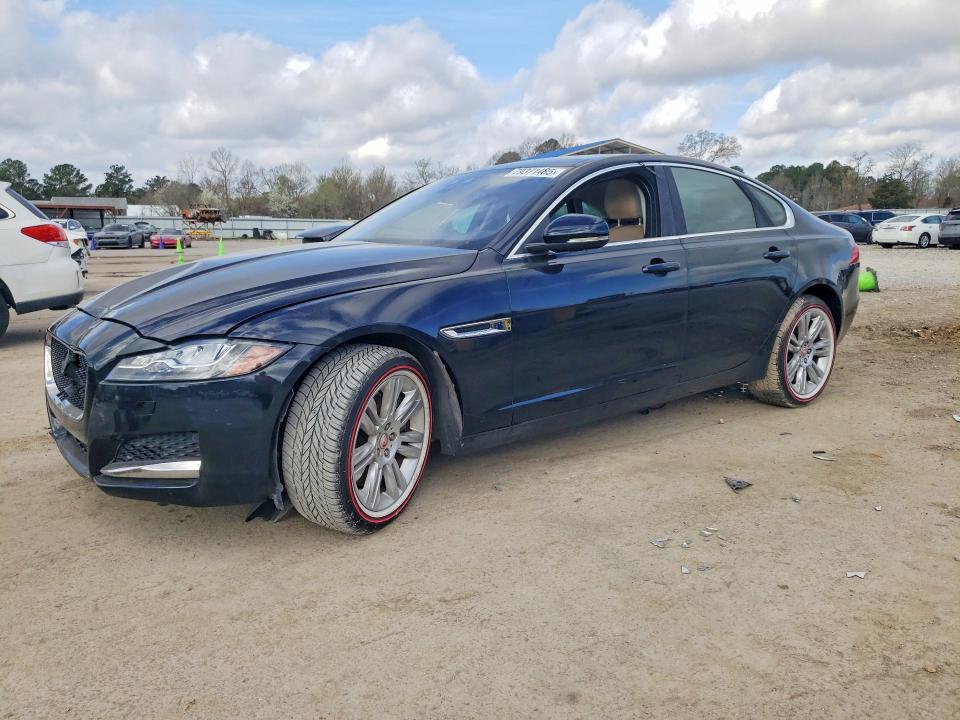 2017 JAGUAR XF — VIN SAJBD4BV1HCY28907