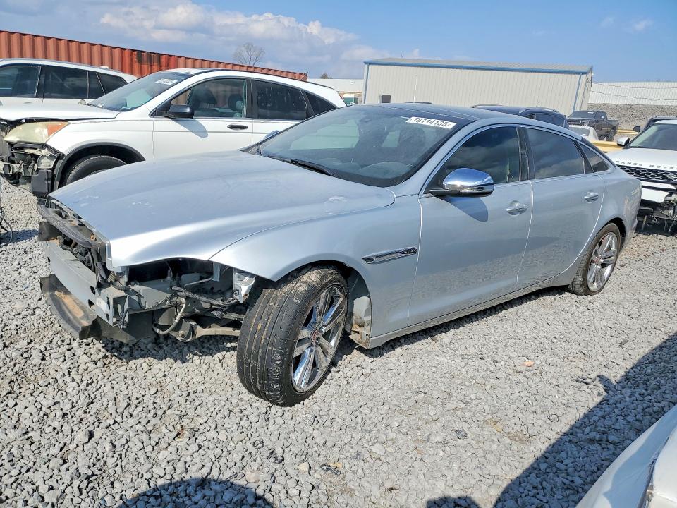 2015 JAGUAR XJL — VIN SAJWA2GZ3F8V81996
