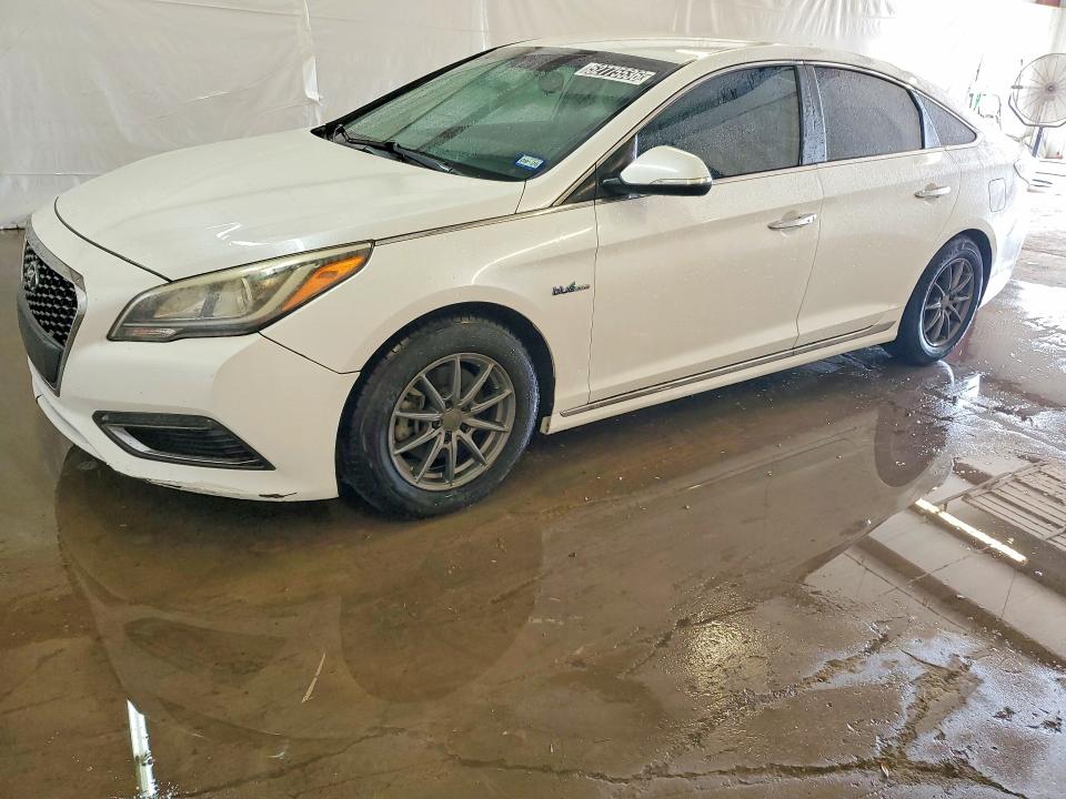 2016 HYUNDAI SONATA HYBRID — VIN KMHE24L19GA010716