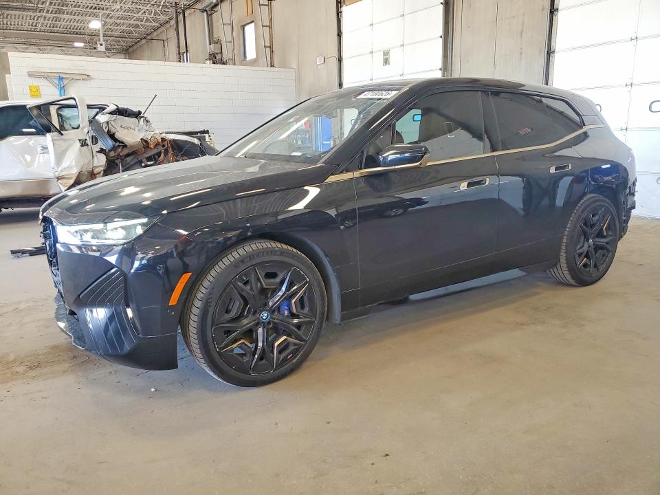 2023 BMW IX — VIN WB533CF00PCM70871