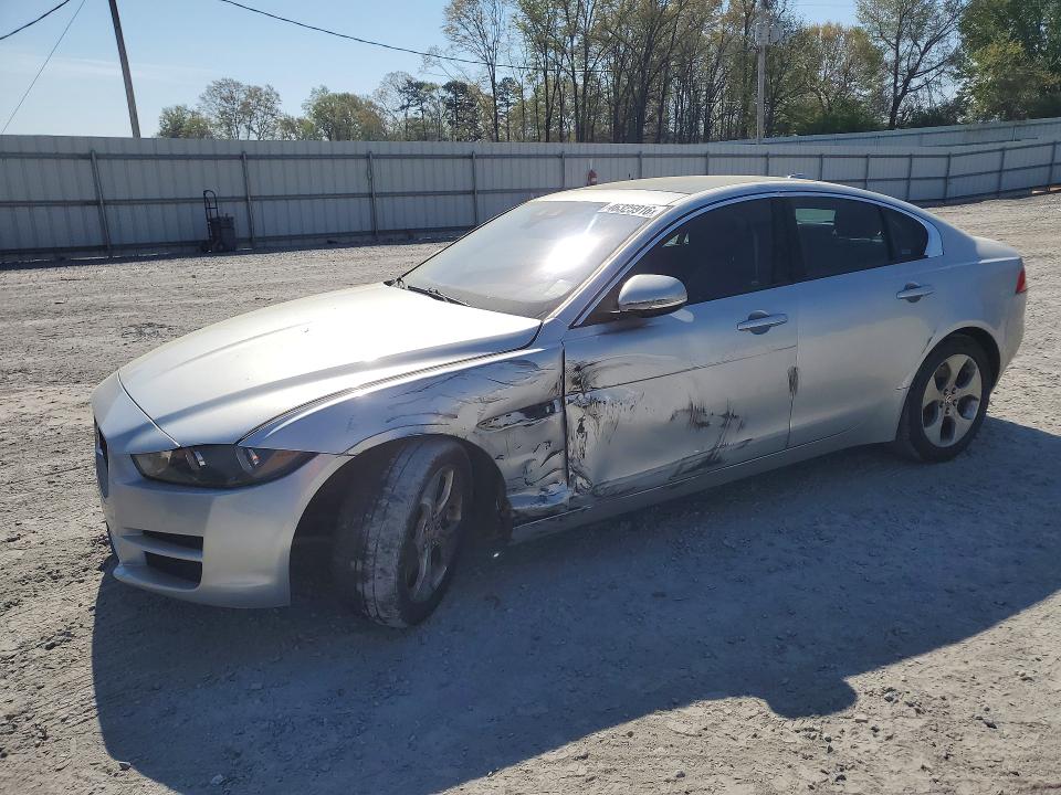 2018 JAGUAR XE — VIN SAJAS4FX4JCP20235