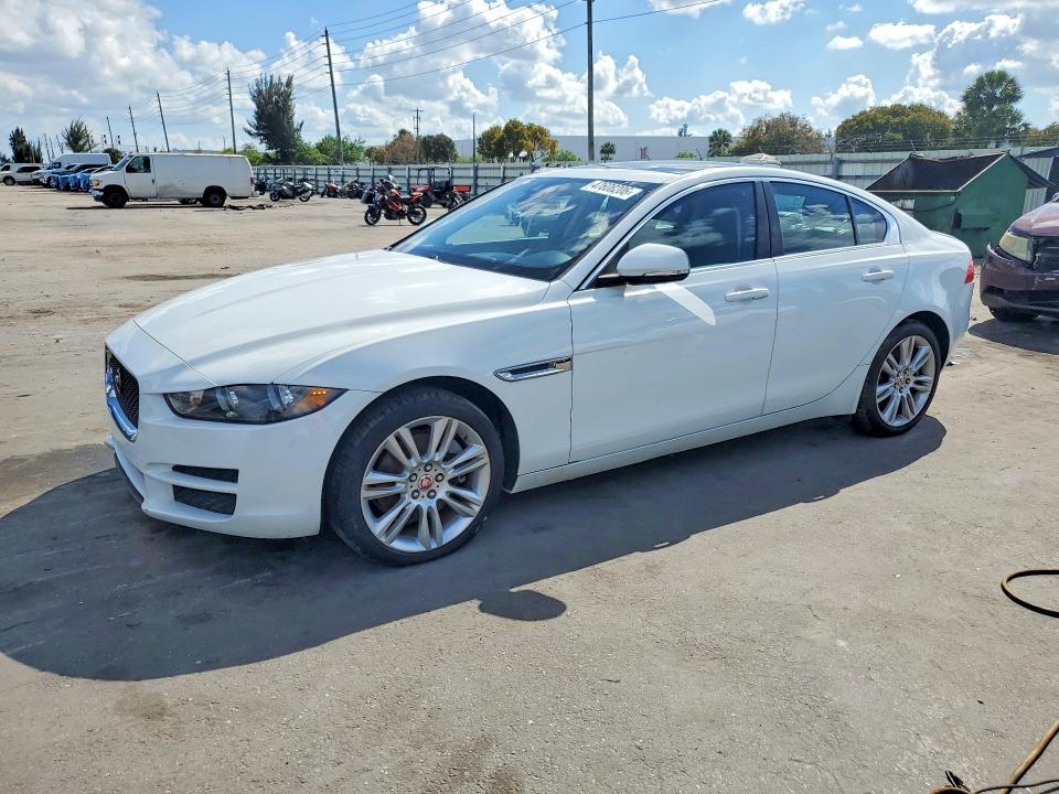 2019 JAGUAR XE — VIN SAJAS4FX3KCP52465