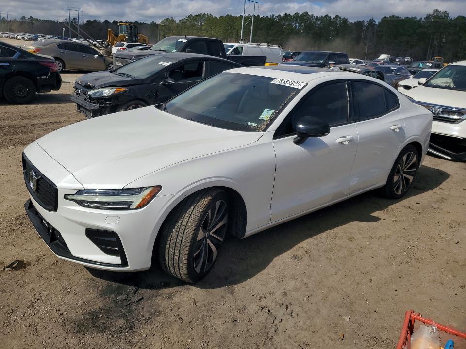 2022 VOLVO S60 — VIN 7JRL12FZ2NG160148