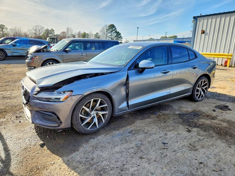 2020 VOLVO S60 — VIN 7JR102FK0LG060687