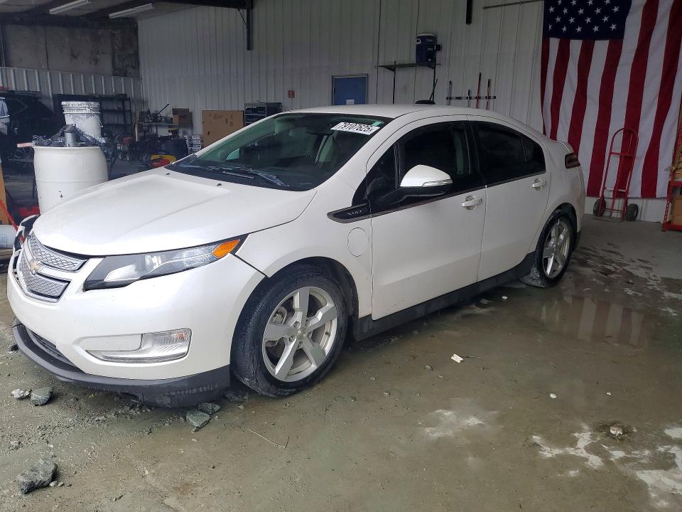 2015 CHEVROLET VOLT — VIN 1G1RB6E47FU119819