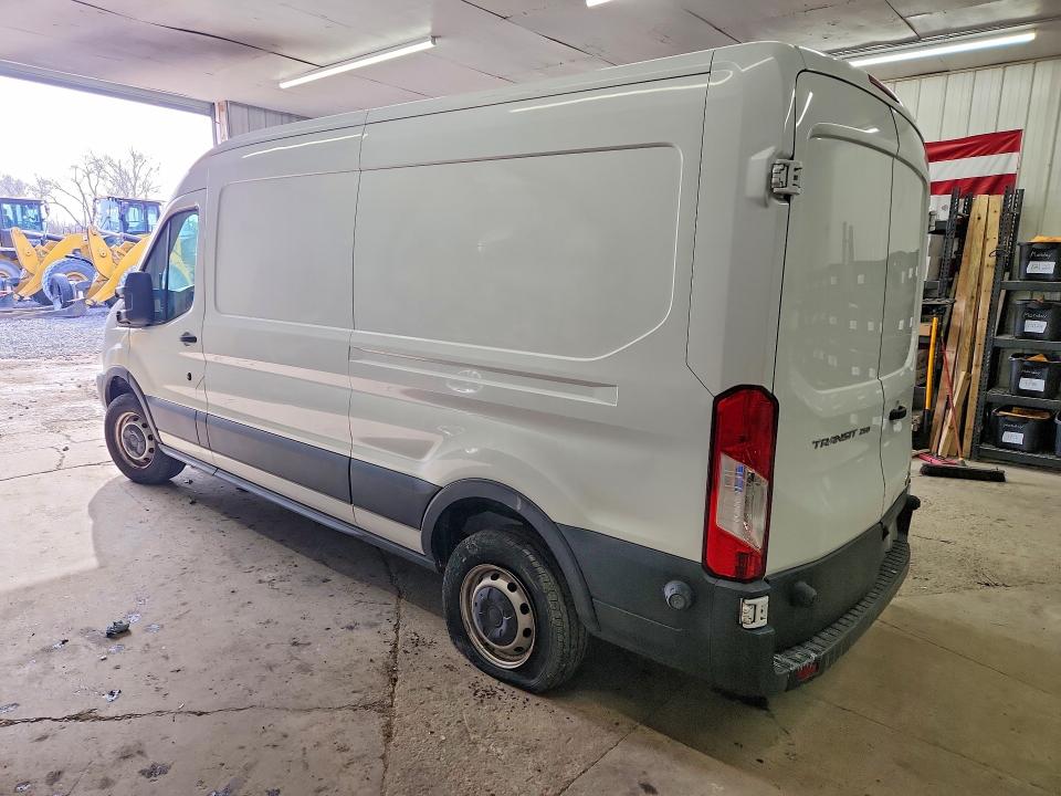 1FTNR2CM0FKA90656