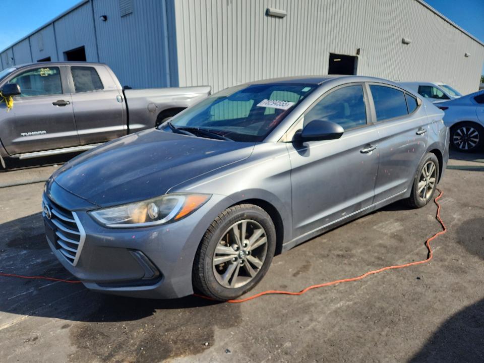 2018 HYUNDAI ELANTRA — VIN 5NPD84LF5JH381916