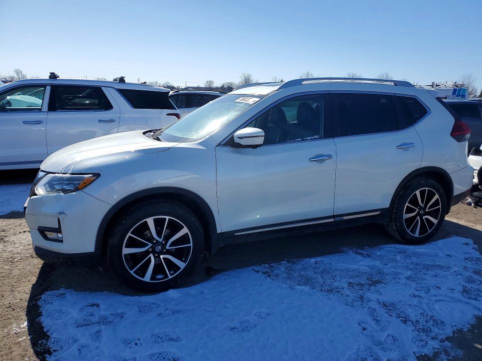 2017 NISSAN ROGUE — VIN 5N1AT2MV8HC743847