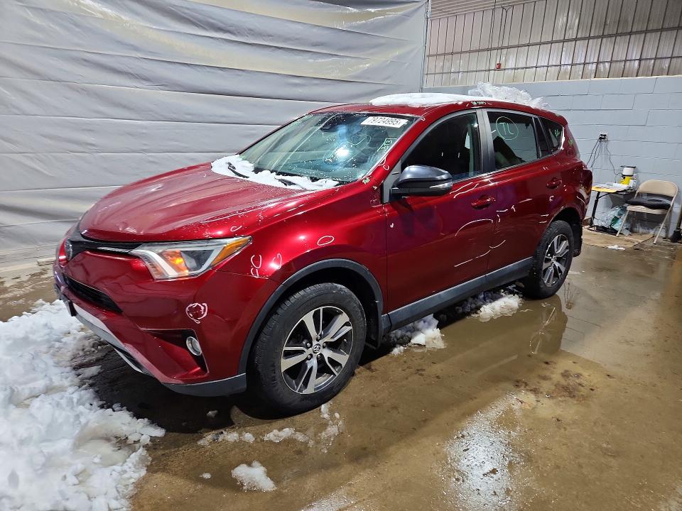 2018 TOYOTA RAV4 — VIN 2T3RFREV1JW719544